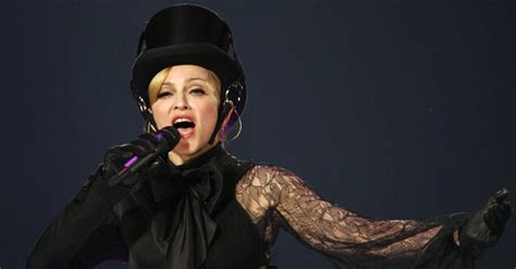 Madonna, concerto a Milano: «Vi racconto la mia storia, mai 